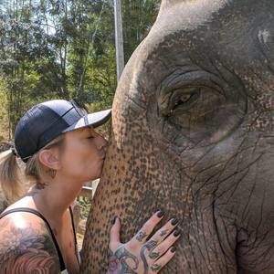 Meet your Posher, Beth